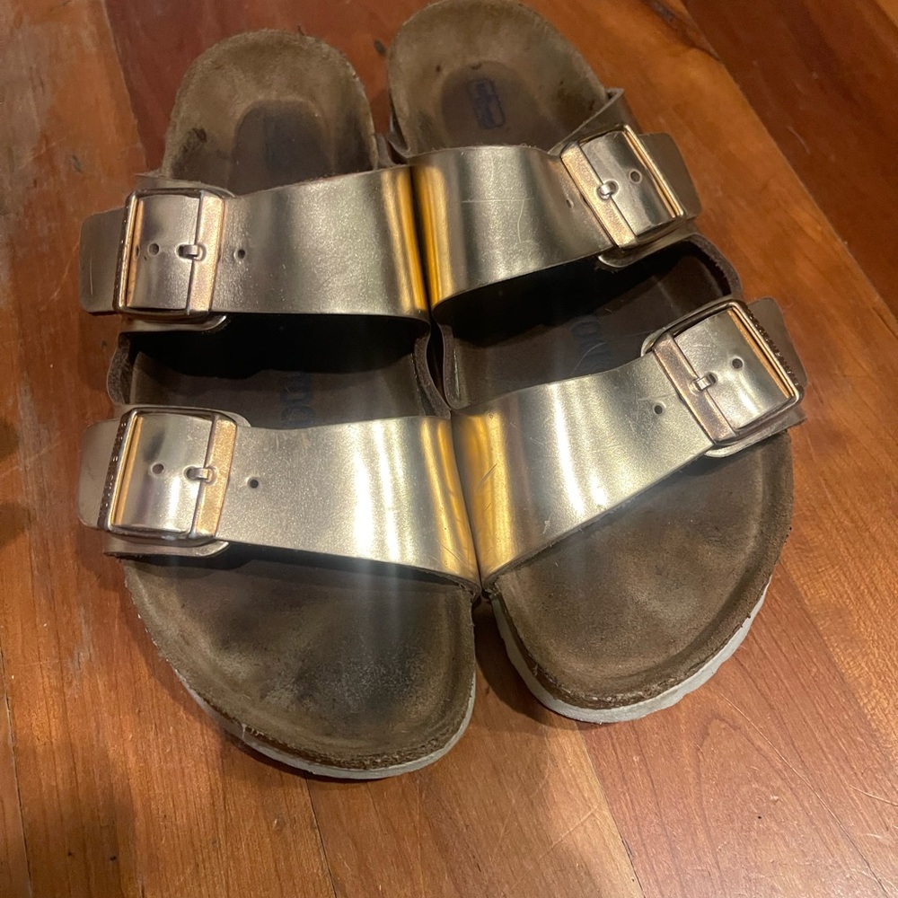 Gold Metallic Sandals with Buckles